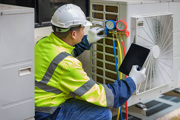 Professional Hvac technician working in Ingram, TX